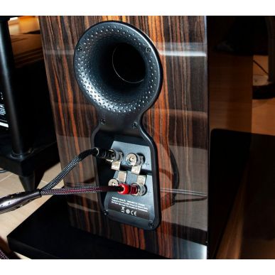 Напольная акустика Bowers & Wilkins 702 Signature Midnight Blue